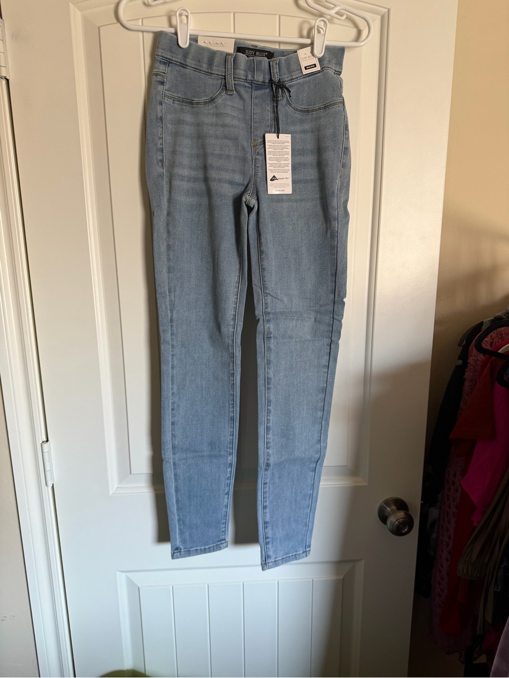 Judy Blue Pull-On Skinny Jeans Size 1/25 Light Wash Mid Rise NWT